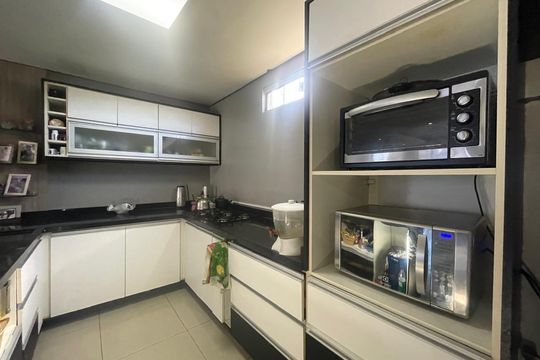 Casa à venda com 2 quartos, 130m² em Santa Teresa, São Leopoldo