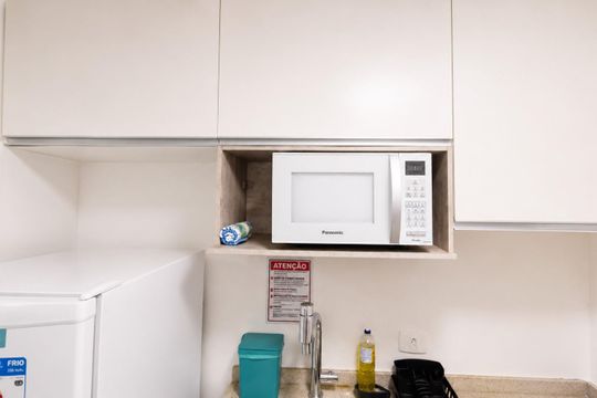 Cozinha de kitnet/studio para alugar com 1 quarto, 20m² em Consolação, São Paulo