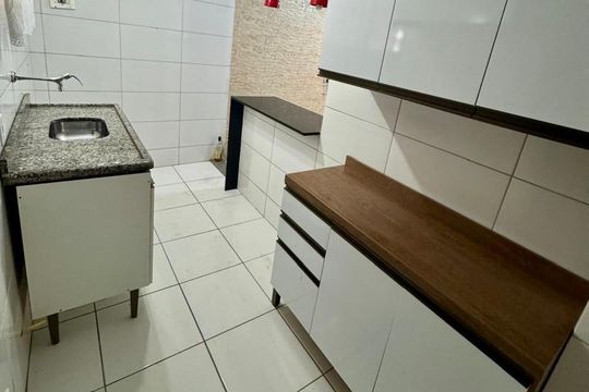 Cozinha de casa de condomínio para alugar com 2 quartos, 70m² em Vista Alegre, São Gonçalo