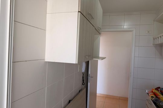 Cozinha de apartamento à venda com 2 quartos, 53m² em Ponte Grande, Guarulhos
