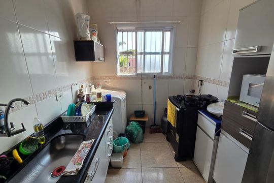 Cozinha de casa de condomínio para alugar com 1 quarto, 60m² em Parque das Americas, Praia Grande