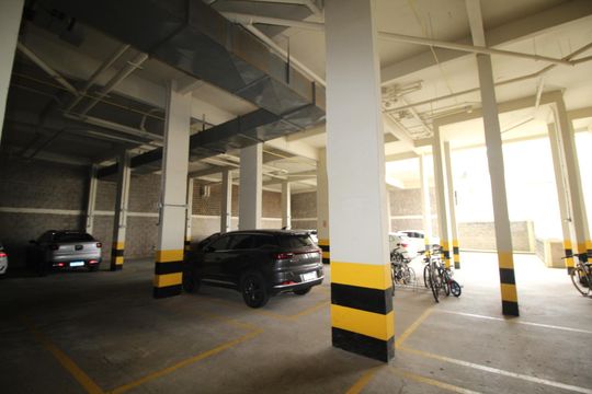 Garagem de apartamento para alugar com 2 quartos, 74m² em Vila Jardim, Porto Alegre