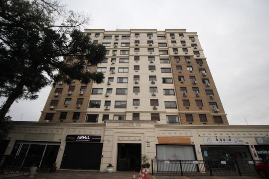 Fachada de apartamento para alugar com 2 quartos, 74m² em Vila Jardim, Porto Alegre