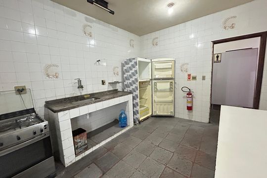 Cozinha de casa para alugar com 2 quartos, 400m² em Bento Ribeiro, Rio de Janeiro