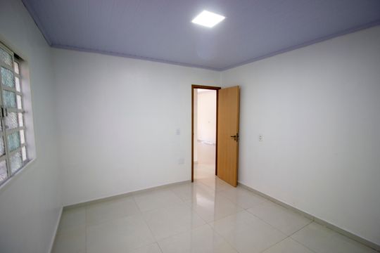 Casa para alugar com 3 quartos, 100m² em Samambaia, Brasília