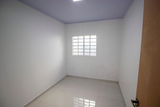 Casa para alugar com 3 quartos, 100m² em Samambaia, Brasília