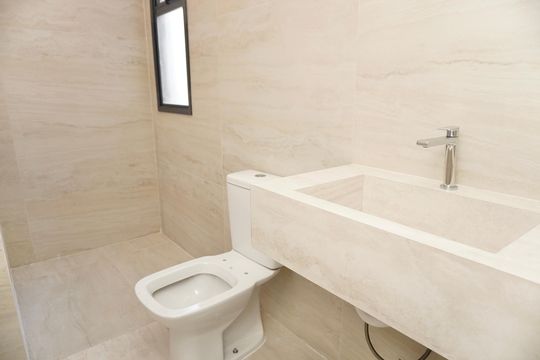Banheiro da Suíte de apartamento à venda com 3 quartos, 93m² em Lourdes, Belo Horizonte
