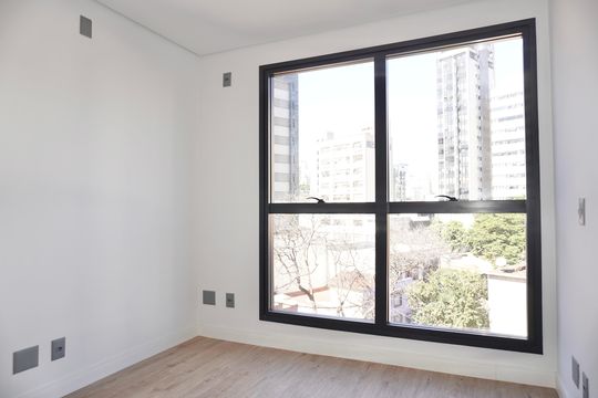 Quarto 1 (semi suíte) de apartamento à venda com 3 quartos, 93m² em Lourdes, Belo Horizonte