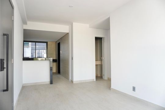 Sala  de apartamento à venda com 3 quartos, 93m² em Lourdes, Belo Horizonte
