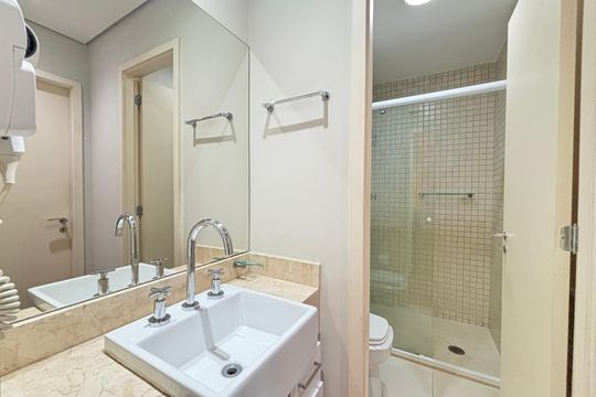 Banheiro da Suíte de apartamento à venda com 1 quarto, 40m² em Vila Olímpia, São Paulo