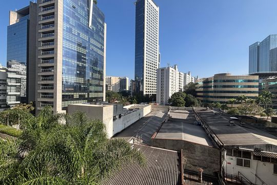 Vista de apartamento à venda com 1 quarto, 40m² em Vila Olímpia, São Paulo
