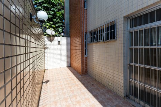 Quintal de apartamento para alugar com 4 quartos, 270m² em Santo Antônio, Belo Horizonte