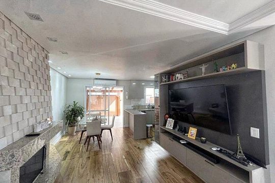 Sala de casa de condomínio para alugar com 3 quartos, 168m² em Hípica, Porto Alegre