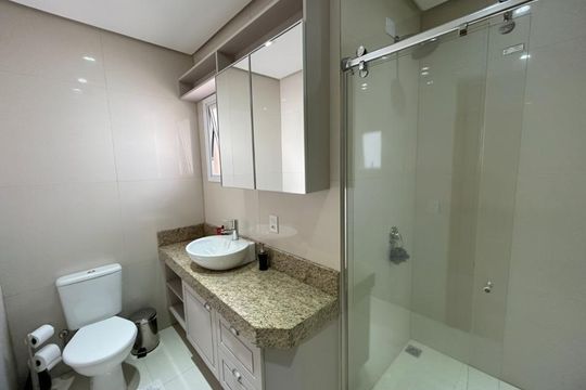 Banheiro 1 de casa de condomínio para alugar com 3 quartos, 168m² em Hípica, Porto Alegre