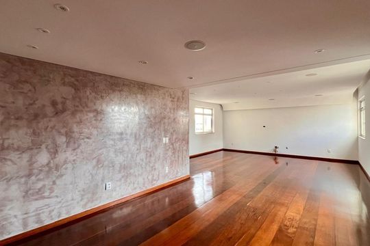 Apartamento à venda com 4 quartos, 220m² em São Pedro, Belo Horizonte