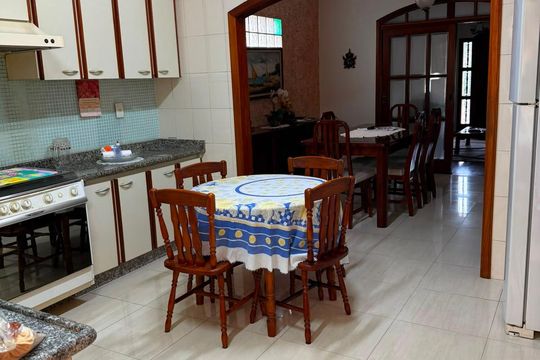 Cozinha de casa à venda com 3 quartos, 203m² em Vila Irmaos Arnoni, São Paulo