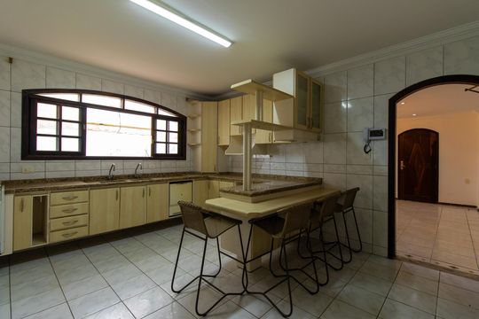 Cozinha de casa para alugar com 5 quartos, 450m² em Jardim Barbacena, Cotia