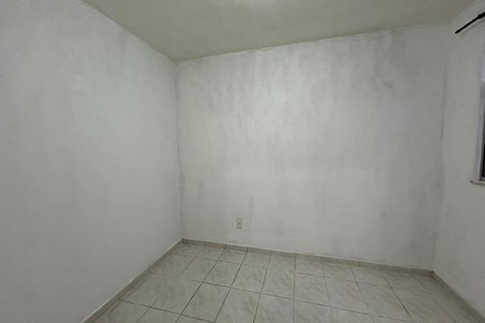 Quarto 1 de casa para alugar com 2 quartos, 50m² em Madureira, Rio de Janeiro