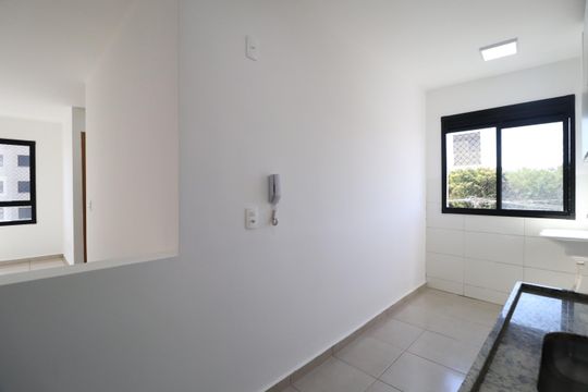 Cozinha de apartamento para alugar com 2 quartos, 50m² em Grand Ville, Uberlândia