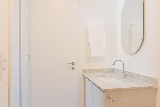Banheiro da Suíte de kitnet/studio para alugar com 1 quarto, 25m² em Pinheiros, São Paulo