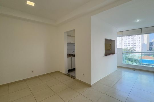 Sala de apartamento para alugar com 1 quarto, 45m² em Santo Amaro, São Paulo