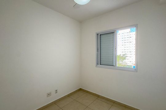 Quarto 1 de apartamento para alugar com 1 quarto, 45m² em Santo Amaro, São Paulo