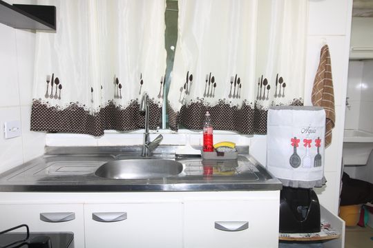 Cozinha de casa de condomínio à venda com 2 quartos, 68m² em Parque Boturussu, São Paulo
