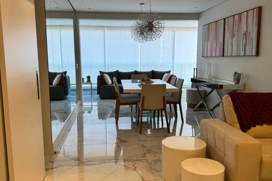 Sala de apartamento à venda com 3 quartos, 140m² em Centro Empresarial Tamboré, Santana de Parnaíba