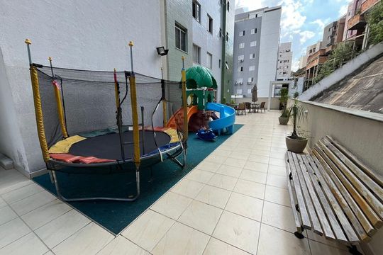 Área externa de apartamento para alugar com 2 quartos, 60m² em Buritis, Belo Horizonte