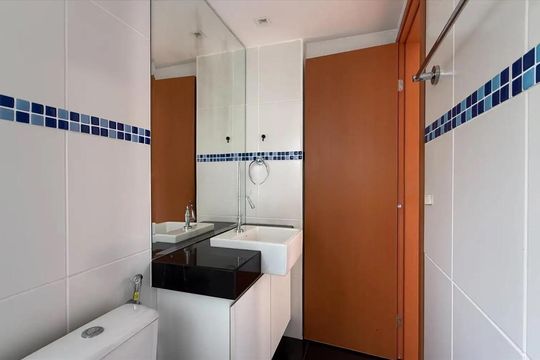Banheiro de apartamento para alugar com 2 quartos, 60m² em Buritis, Belo Horizonte