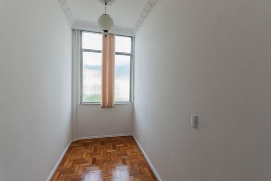 Sala de apartamento à venda com 2 quartos, 57m² em Tijuca, Rio de Janeiro