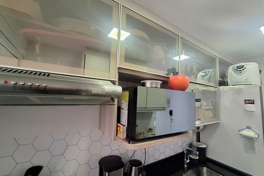 Cozinha de apartamento para alugar com 2 quartos, 48m² em Parque Jaçatuba, Santo André