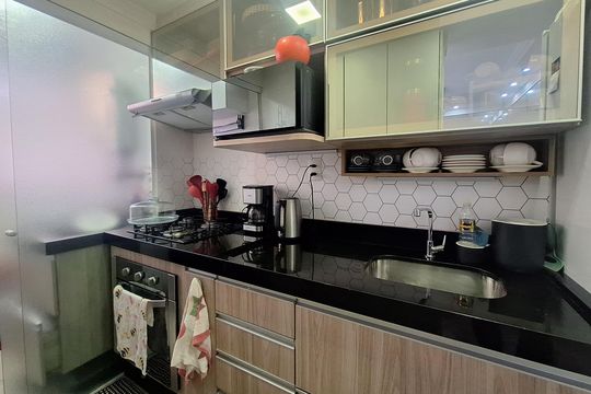 Cozinha de apartamento para alugar com 2 quartos, 48m² em Parque Jaçatuba, Santo André
