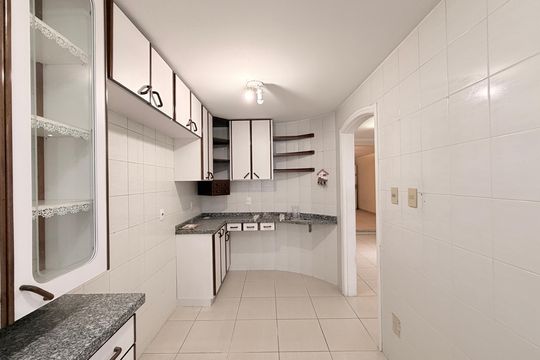 Cozinha de casa à venda com 3 quartos, 181m² em Vila Boaventura, Jundiaí