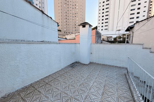 Quintal superior de casa à venda com 3 quartos, 181m² em Vila Boaventura, Jundiaí