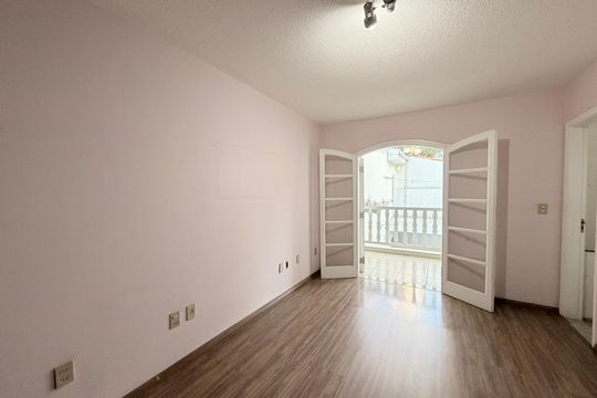 Suíte 1 de casa à venda com 3 quartos, 181m² em Vila Boaventura, Jundiaí