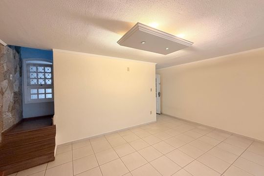 Sala de casa à venda com 3 quartos, 181m² em Vila Boaventura, Jundiaí