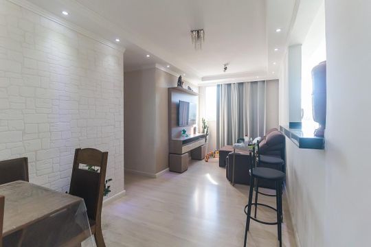 Sala de apartamento para alugar com 2 quartos, 55m² em Vila Mogilar, Mogi das Cruzes