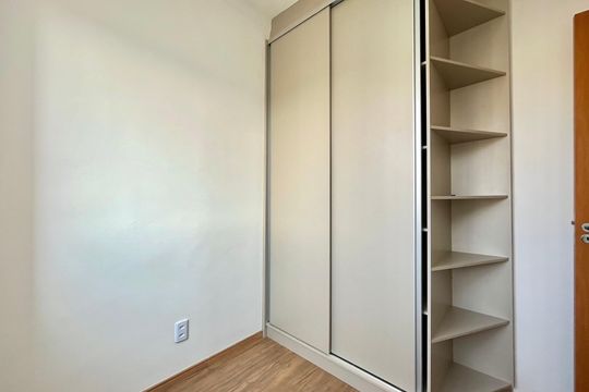 Quarto 2 de apartamento para alugar com 2 quartos, 36m² em Jabaquara, São Paulo