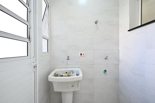 Área de Serviço  de casa para alugar com 1 quarto, 48m² em Vila Sonia, São Paulo