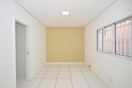 Sala de casa para alugar com 1 quarto, 48m² em Vila Sonia, São Paulo