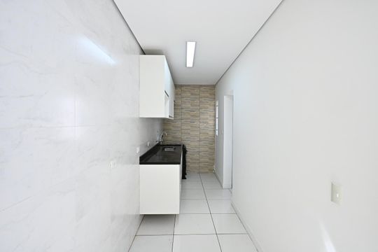 Cozinha de casa para alugar com 1 quarto, 48m² em Vila Sonia, São Paulo