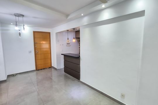 Sala de apartamento à venda com 2 quartos, 60m² em Penha, Rio de Janeiro