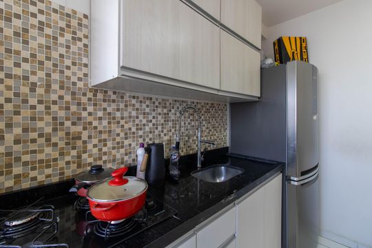 Cozinha de apartamento para alugar com 2 quartos, 58m² em Picanço, Guarulhos