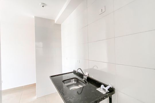 Cozinha  de apartamento à venda com 2 quartos, 43m² em Vila Buenos Aires, São Paulo