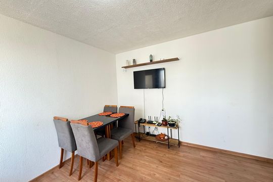 Sala de apartamento para alugar com 2 quartos, 45m² em Chácara Contagem, Contagem