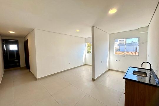 Apartamento para alugar com 2 quartos, 57m² em Jardim Santa Mena, Guarulhos
