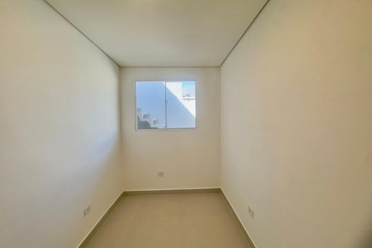 Sala de apartamento para alugar com 2 quartos, 42m² em Jardim Santa Mena, Guarulhos