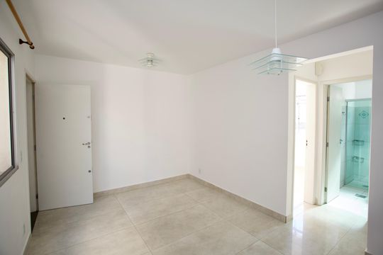 Sala de apartamento à venda com 2 quartos, 55m² em Camargos, Belo Horizonte
