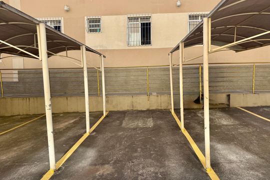 Garagem de apartamento à venda com 2 quartos, 55m² em Camargos, Belo Horizonte